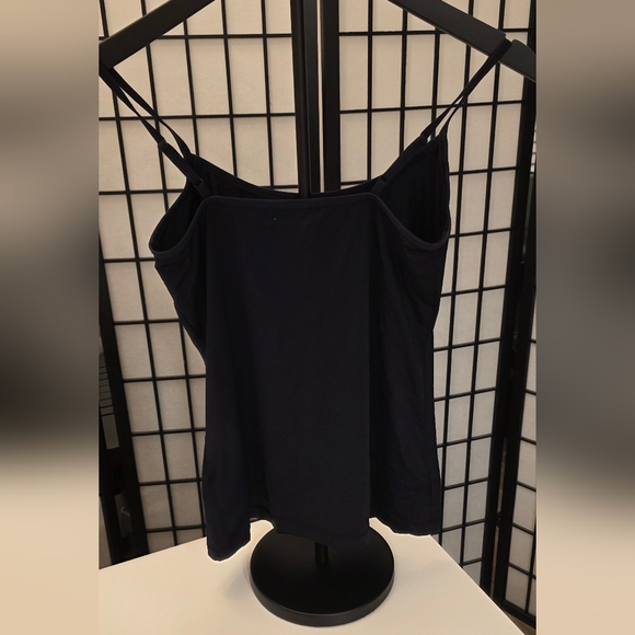 Old Navy Women's Black Camisole Tank ~ Size Medium - Picture 5 of 9